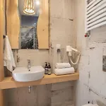 Niedzwiedzia Garden Sauna 3* Poronin