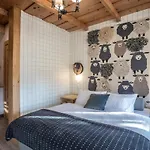 فندق مبيت وإفطار Niedzwiedzia Garden Sauna 3*