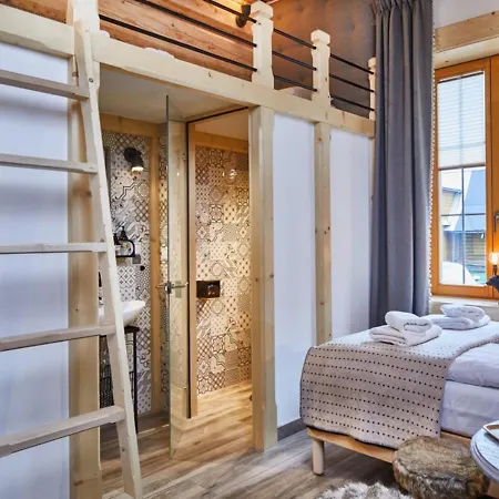 B&B Niedzwiedzia Garden & Sauna 포로닌