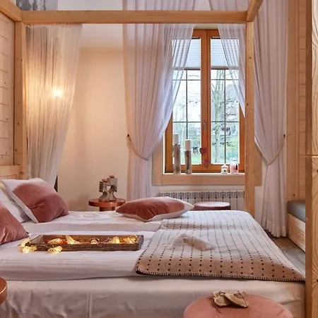 Niedzwiedzia Garden Sauna 3* Poronin