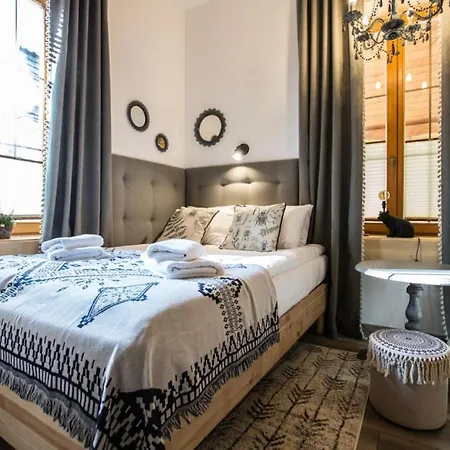Niedzwiedzia Garden & Sauna 3* 포로닌