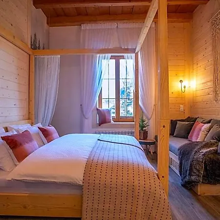 Niedzwiedzia Garden & Sauna Bed & Breakfast